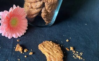 Jordnötskakor på bara 3 ingredienser