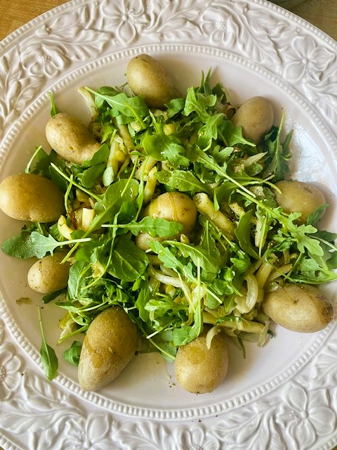 Potatis, bön och fänkålssallad