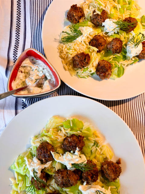 Smakrika köttbullar med risoni och tsatsiki – kalorisnål