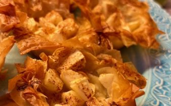 Filodegskorgar med äpple och mandelmassa