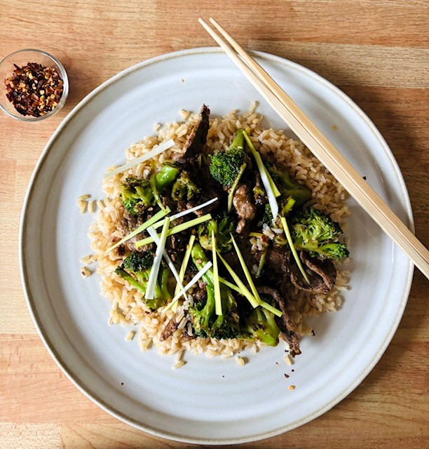 Lövbiff med ingefära och broccoli – kalorisnål