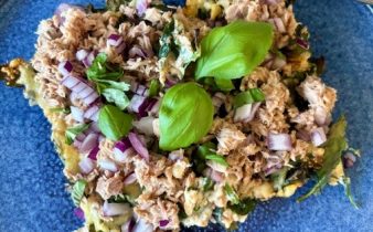 Spenat- och kesogratäng med tonfisk - kalorisnål