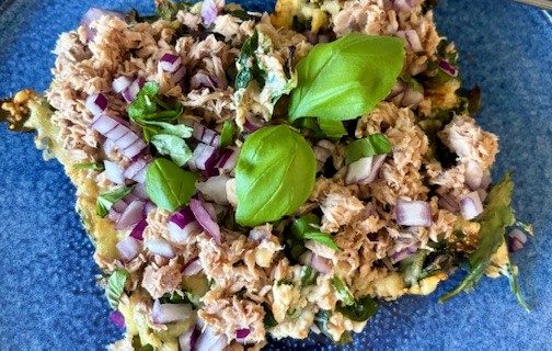 Spenat- och kesogratäng med tonfisk - kalorisnål